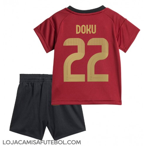 Camisa de Futebol Bélgica Jeremy Doku #22 Equipamento Principal Infantil Europeu 2024 Manga Curta (+ Calças curtas)